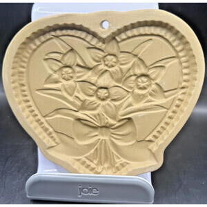 Vintage Brown Bag Cookie Art, Hill Design, 1990, Heart With Daffodils, Stoneware